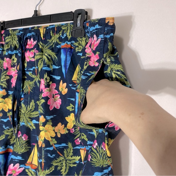 5/$25 Old Navy Tropical Flower Sailboat Print Swim Trunks Shorts XXL - Picture 10 of 12